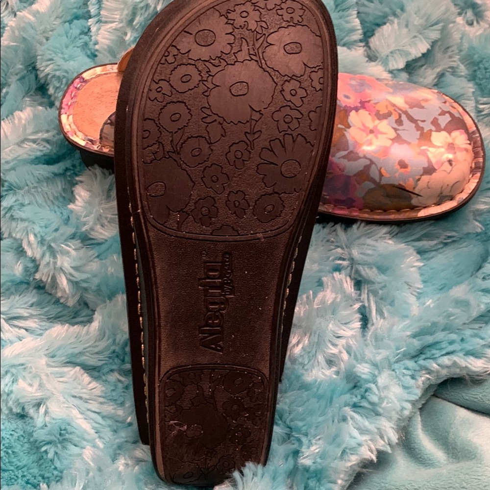 Alegria Floral Blue Mary Jane Clogs - Picture 8 of 8